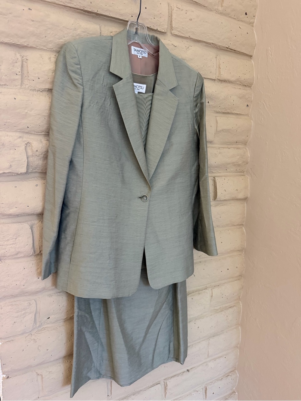 Tailored Two-Piece Suit Set in Sage Green